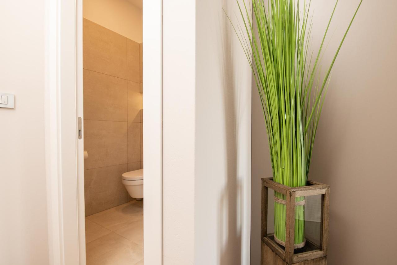 Deluxe Apartments & Rooms Revis Рийека Екстериор снимка