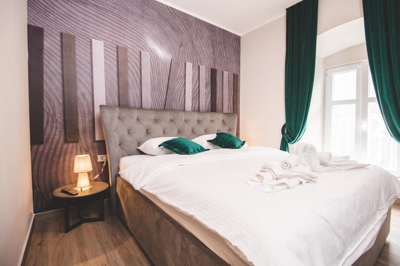 Deluxe Apartments & Rooms Revis Рийека Екстериор снимка