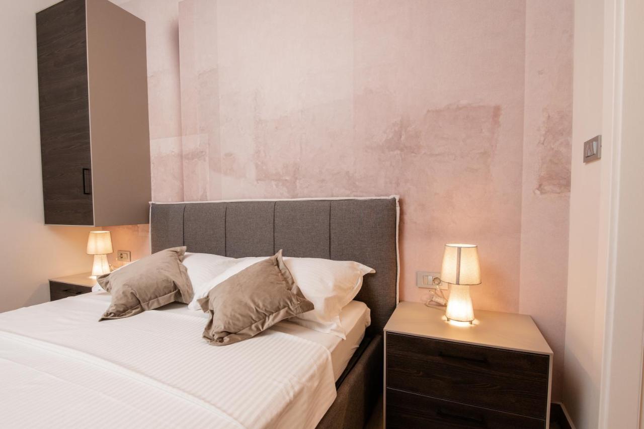 Deluxe Apartments & Rooms Revis Рийека Екстериор снимка